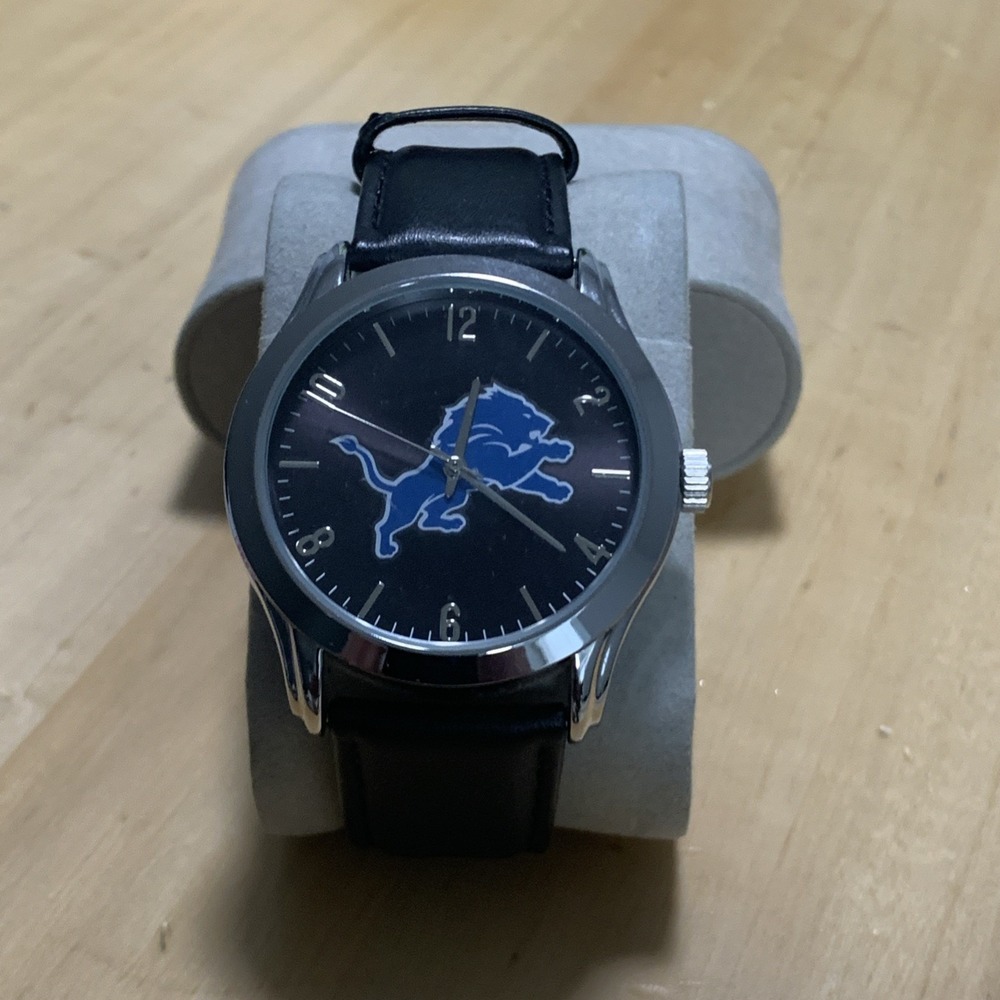 Detroit Lions NFL Watch Men Black Leather Strap Analog Quartz Logo Fan Gear